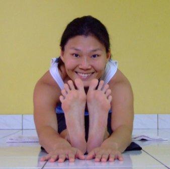 Meng Foong demonstrates paschimotthanasan
